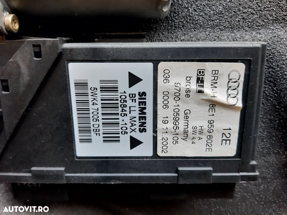 Motoras macara dreapta fata AUDI A4 B6 / B7 cod 8E1959802E - 2