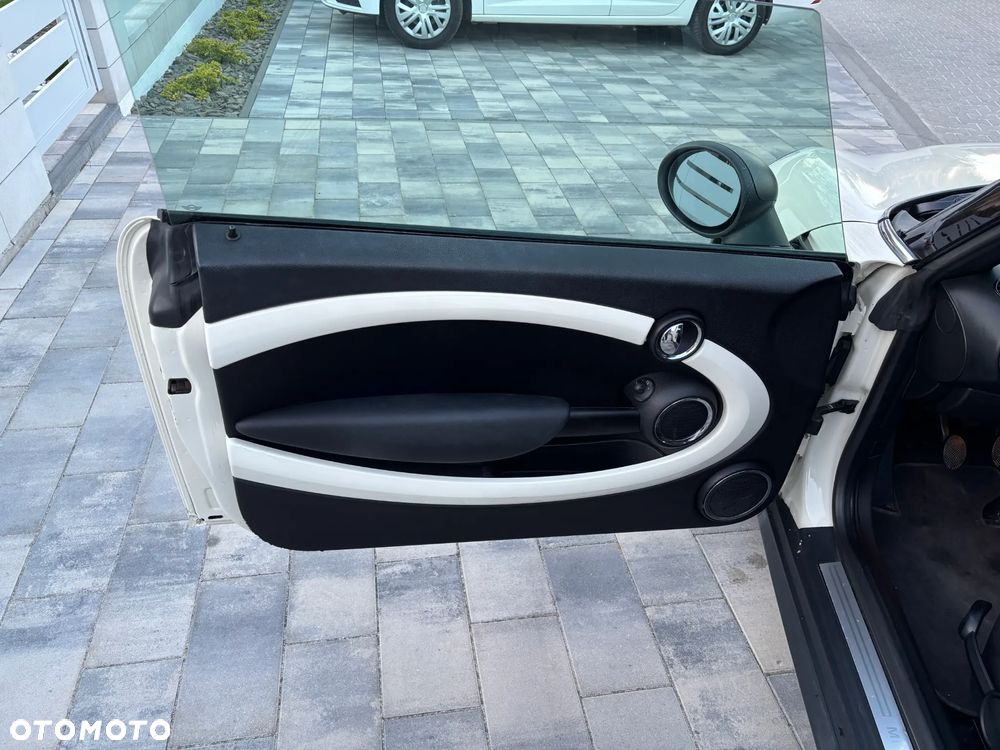 MINI ONE Highgate - 12