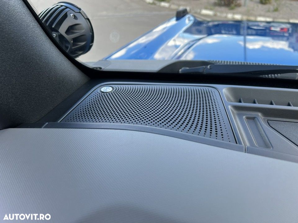 Ford Bronco - 39