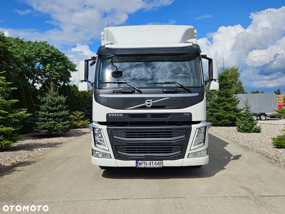 Volvo Do żywca zwierząt bydła - 2