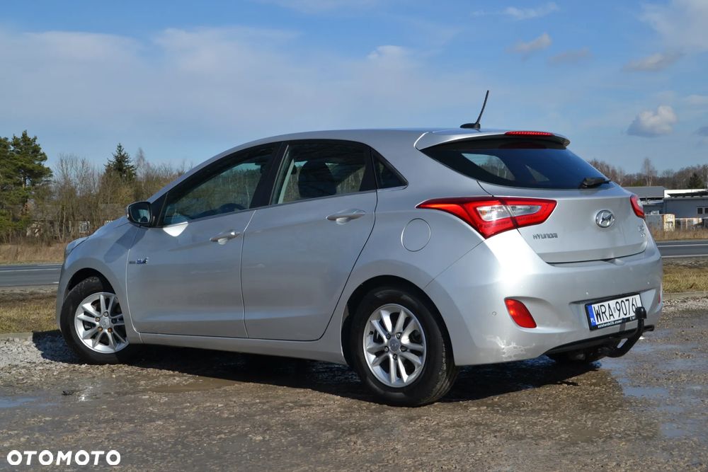 Hyundai i30 i30cw 1.6 Trend - 20