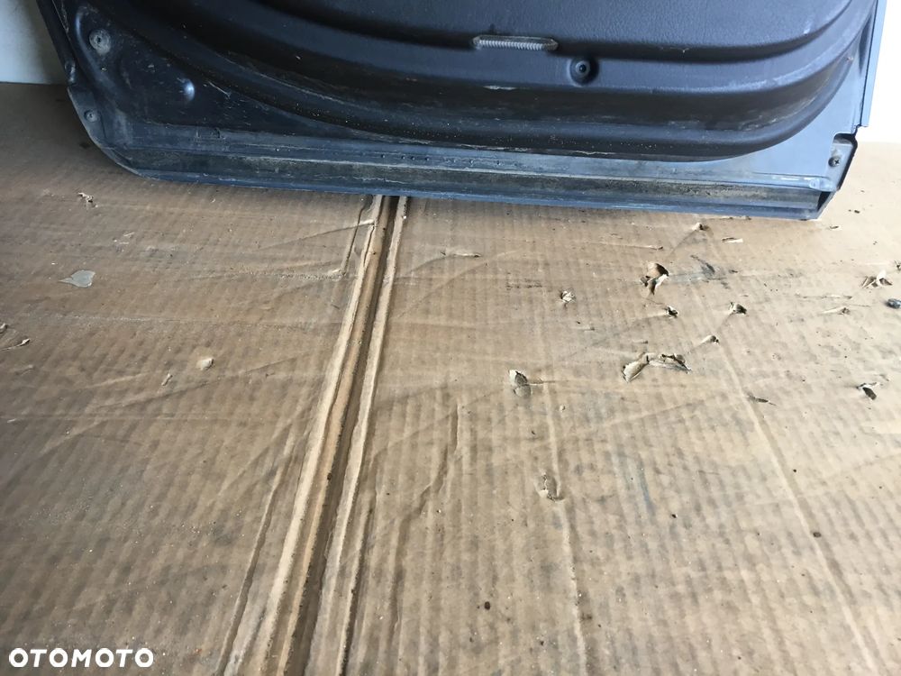 AUDI A4 B7 KOMBI 07R DRZWI LEWE TYŁ - 3