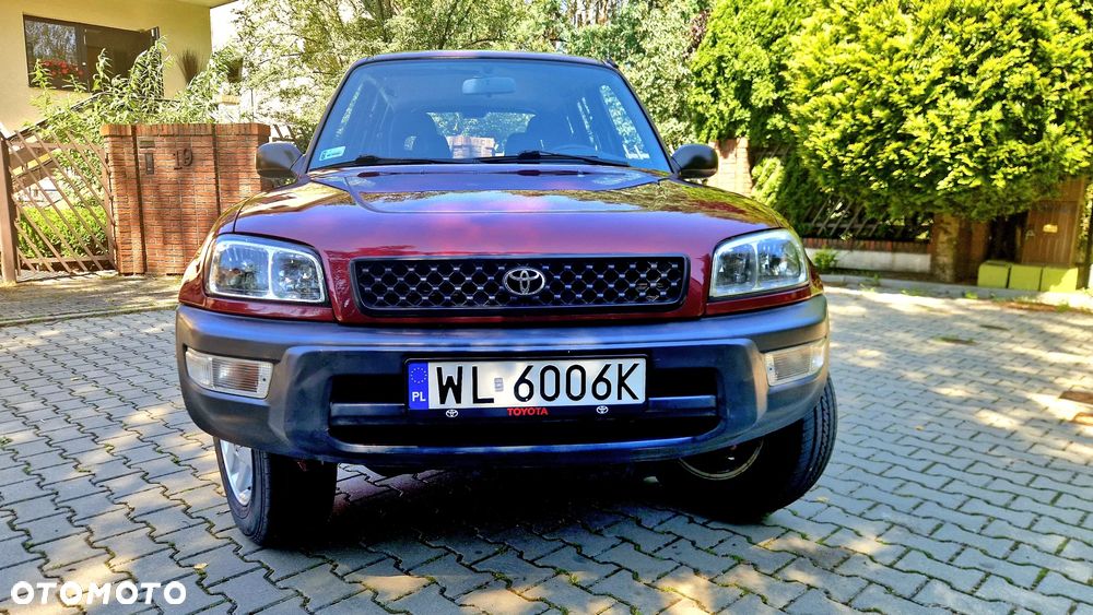 Toyota RAV4 2.0 - 6