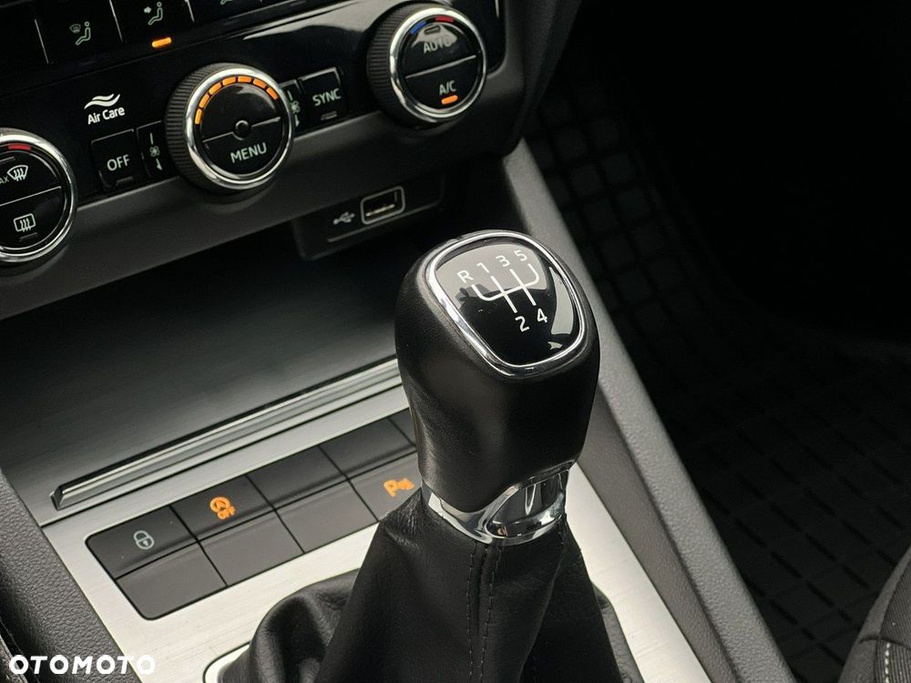 Skoda Octavia 1.6 TDI Ambition - 25