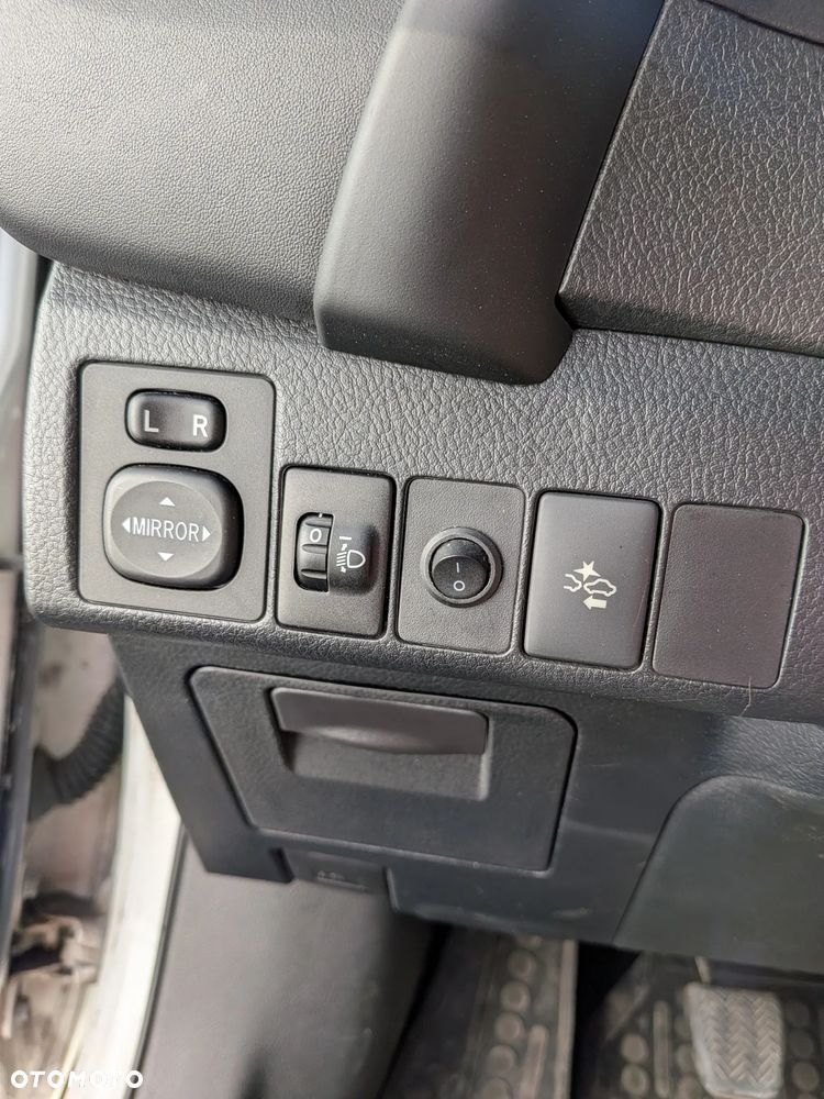 Toyota Corolla 1.6 Comfort - 13