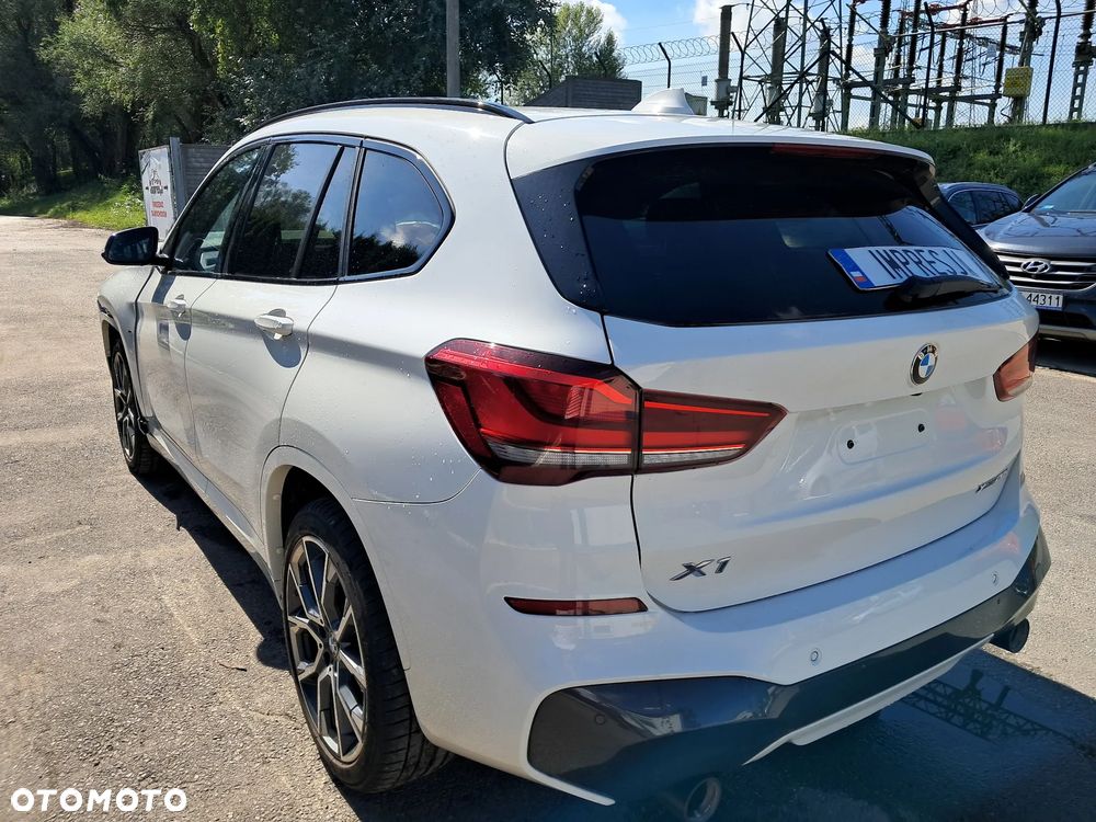 BMW X1 xDrive20i - 4