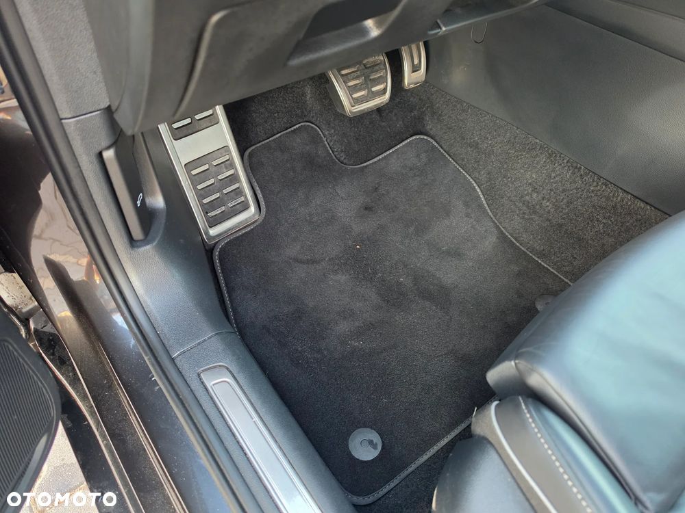 Volkswagen Arteon 2.0 TSI R-Line DSG - 23