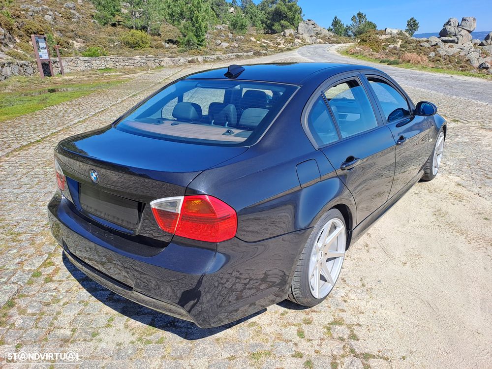 BMW 320 d - 8