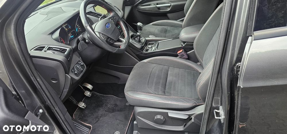 Ford Kuga 1.5 EcoBoost FWD ST-Line ASS - 12