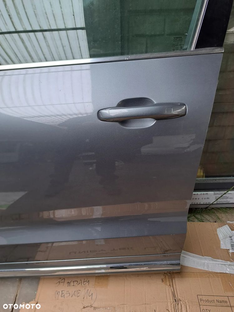 VOLVO XC60 II DRZWI LEWE PRZÓD KOD LAKIERU 714 - 4