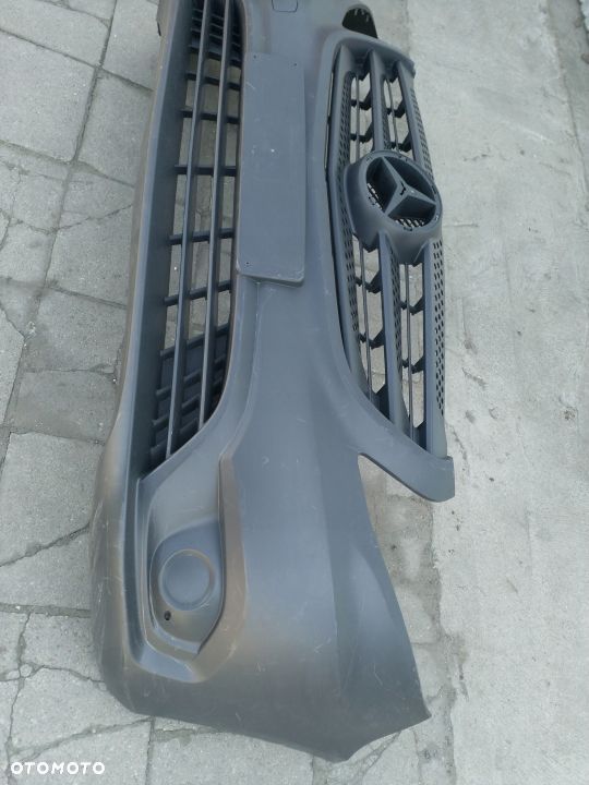 Zderzak Mercedes Vito - 1