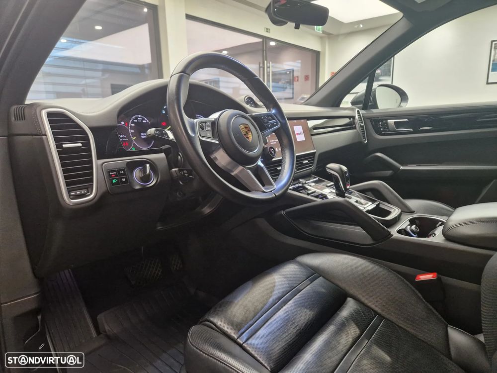 Porsche Cayenne E-Hybrid - 15