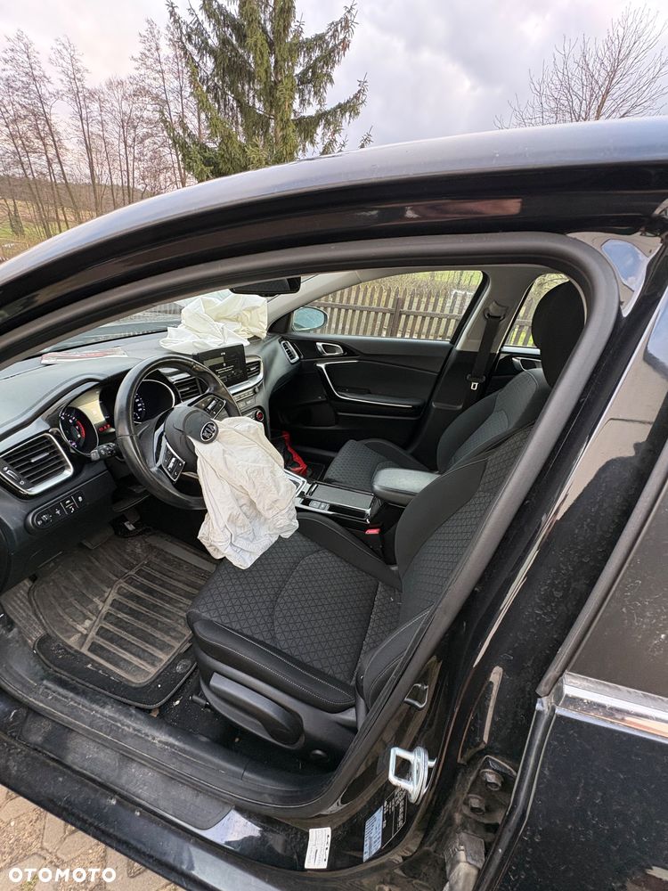 Kia Ceed 1.4 T-GDI DCT OPF Spirit - 9