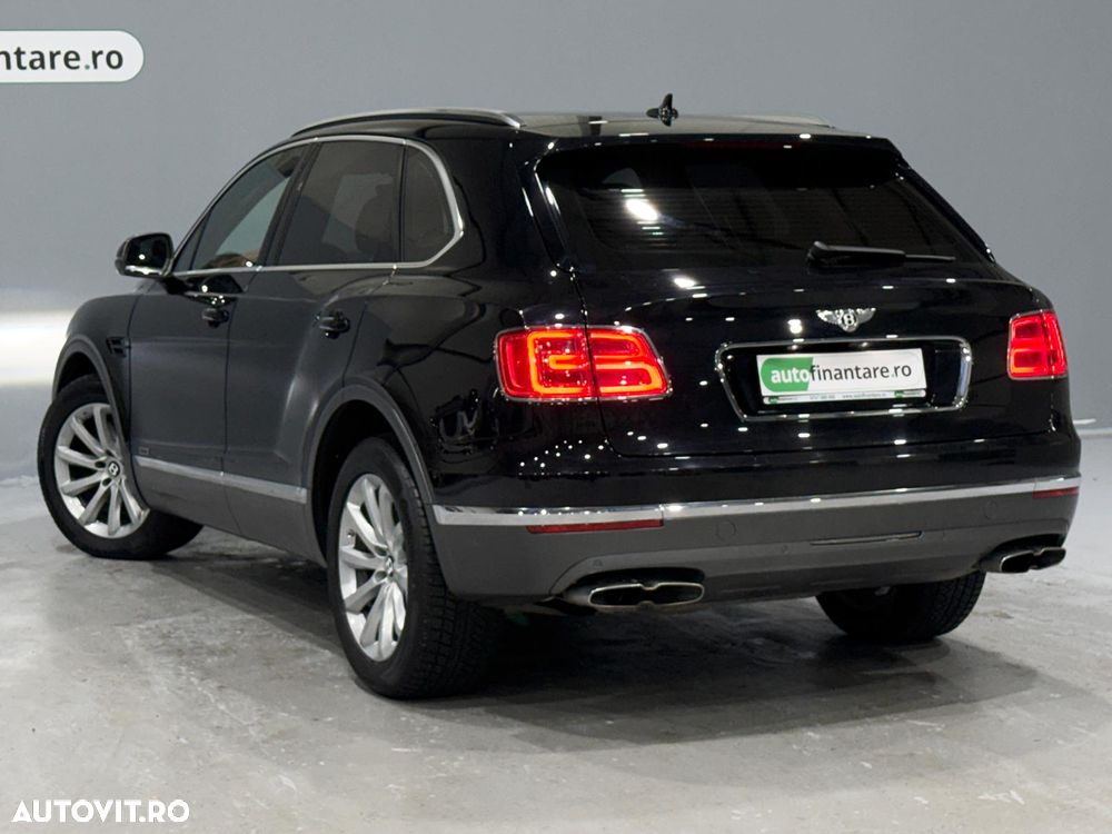 Bentley Bentayga - 3