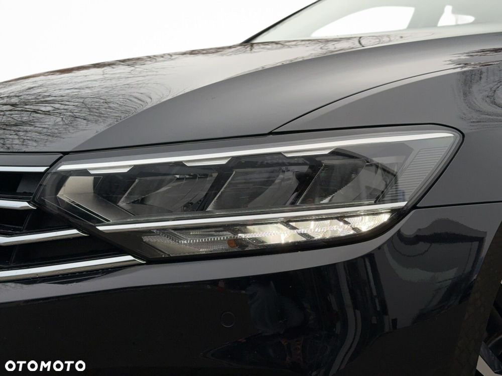 Volkswagen Passat Variant - 11