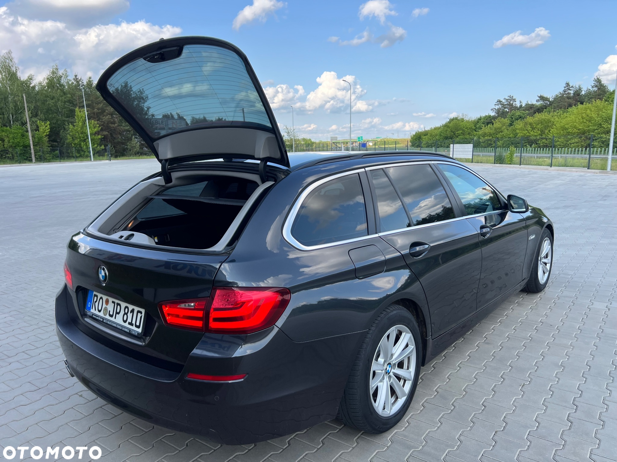 BMW Seria 5 520d Touring Luxury Line - 18