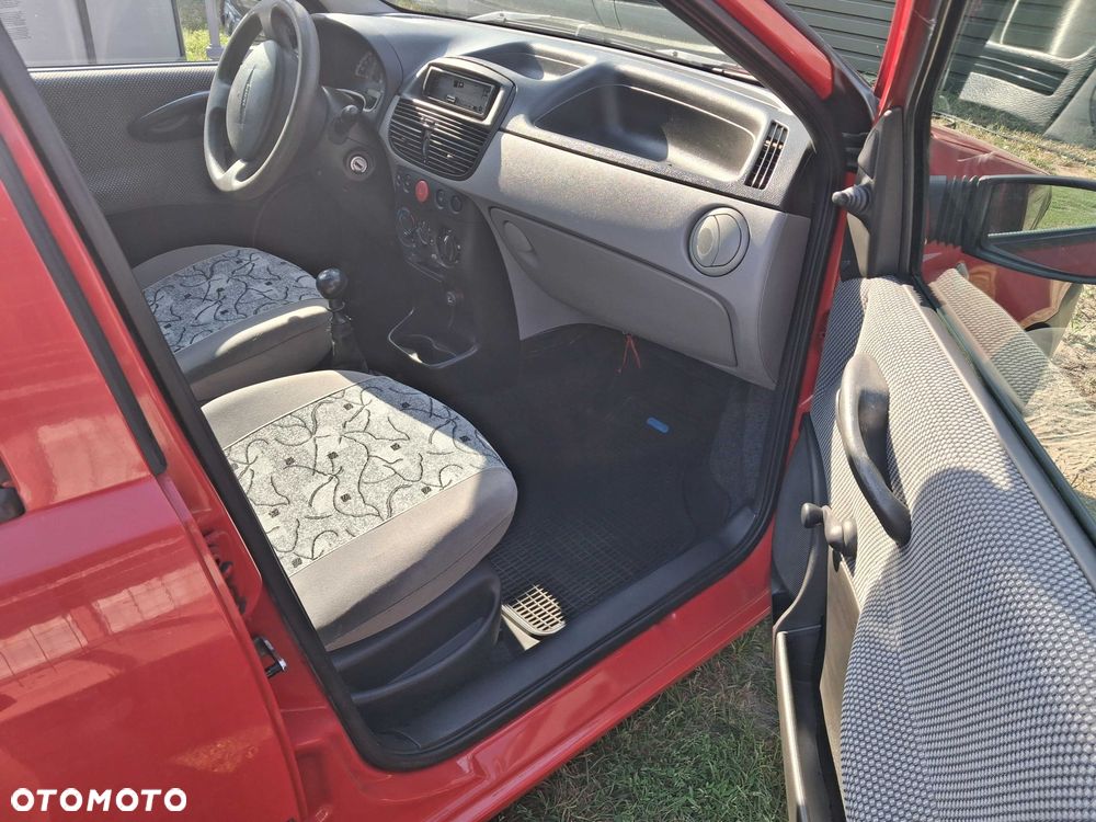 Fiat Punto - 4