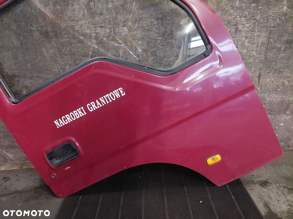 DRZWI KOMPLETNE PRAWY PRZÓD KIA BONGO K2700 II - 2