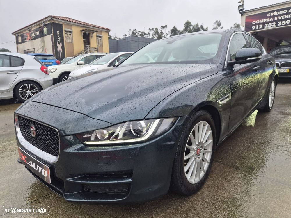 Jaguar XE 2.0 D Prestige - 1