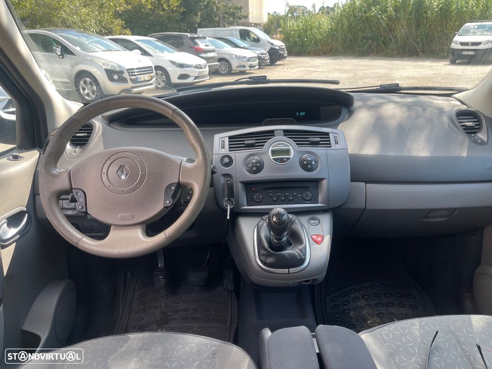 Renault Grand Scénic 1.5 dCi FAP Avantage - 6