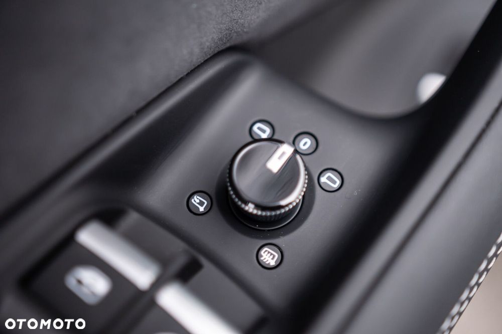 Audi SQ8 TFSI Quattro Tiptronic - 16