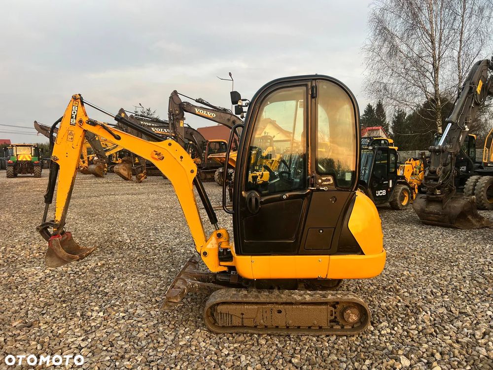 JCB 8018 - 2