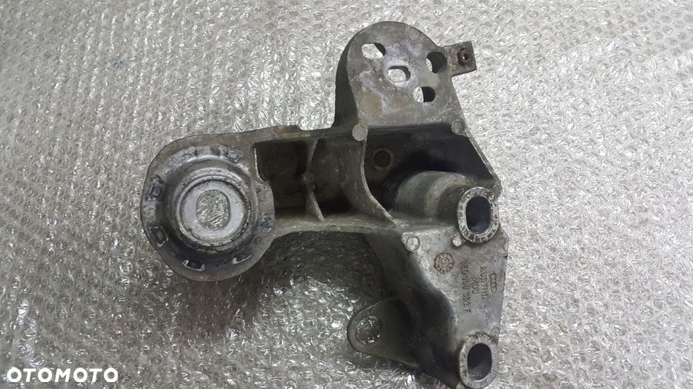 ŁAPA SILNIKA VW AUDI A4 B6 2.0 TDI 8E0199352F - 3