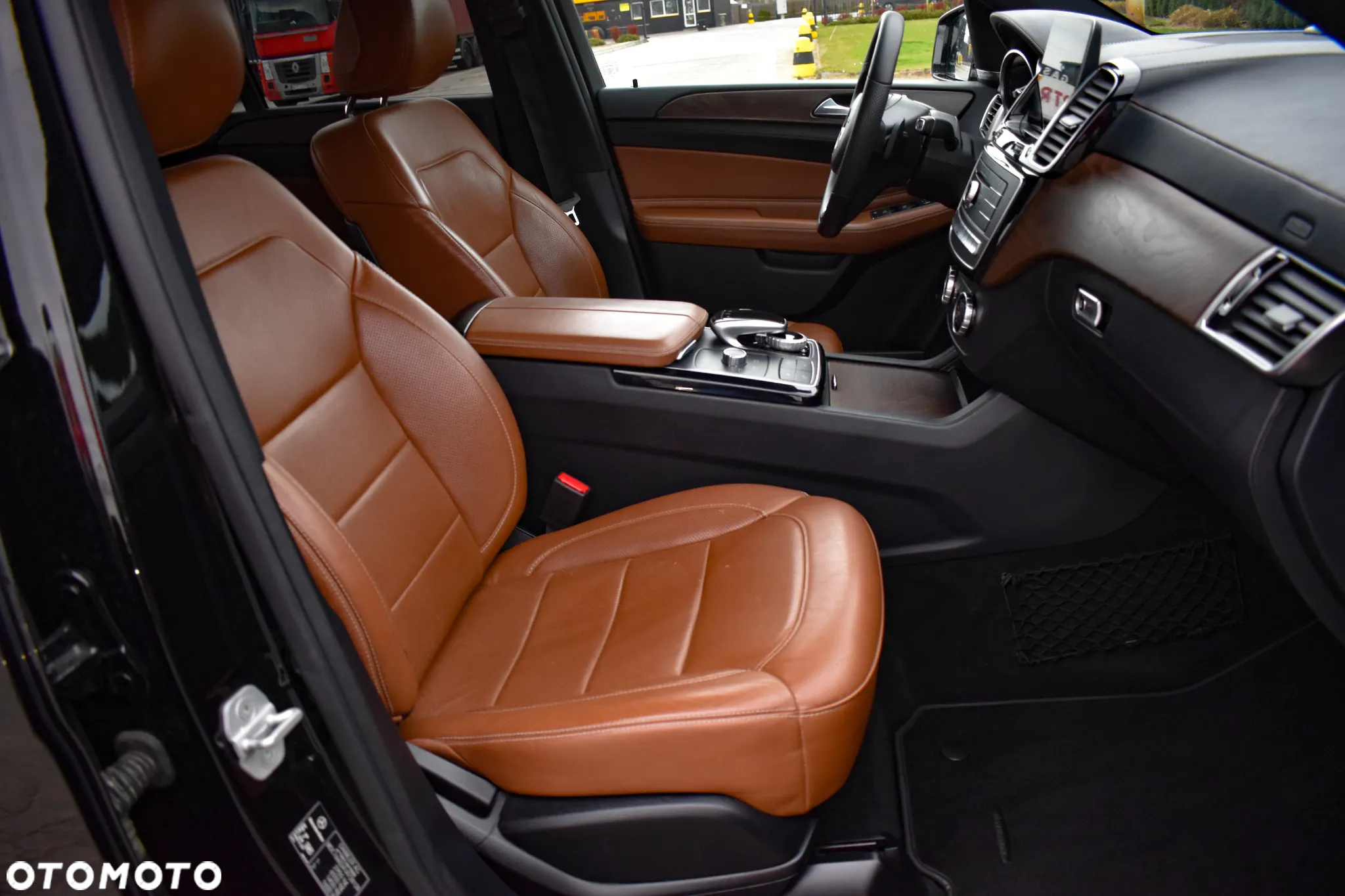 Mercedes-Benz GLE 350 d Coupe 4Matic 9G-TRONIC AMG Line - 10