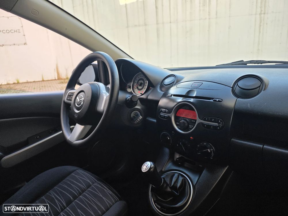 Mazda 2 1.3 MZR Exclusive - 41