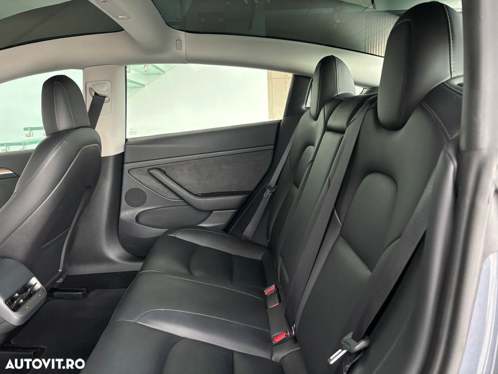 Tesla Model 3 Langstreckenbatterie Allradantrieb Dual Motor - 14