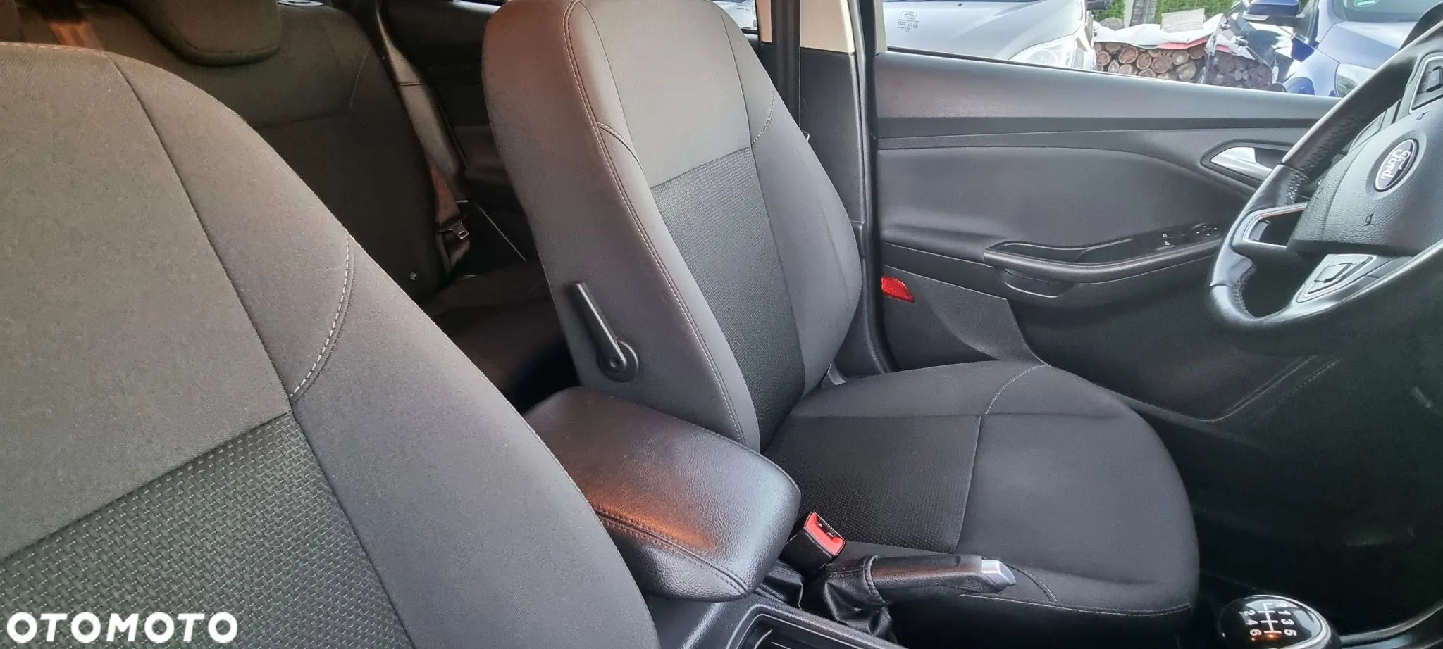 Ford Focus - 22