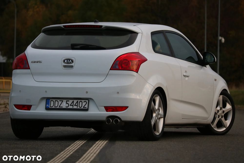 Kia ProCeed 2.0 CVVT TX - 36