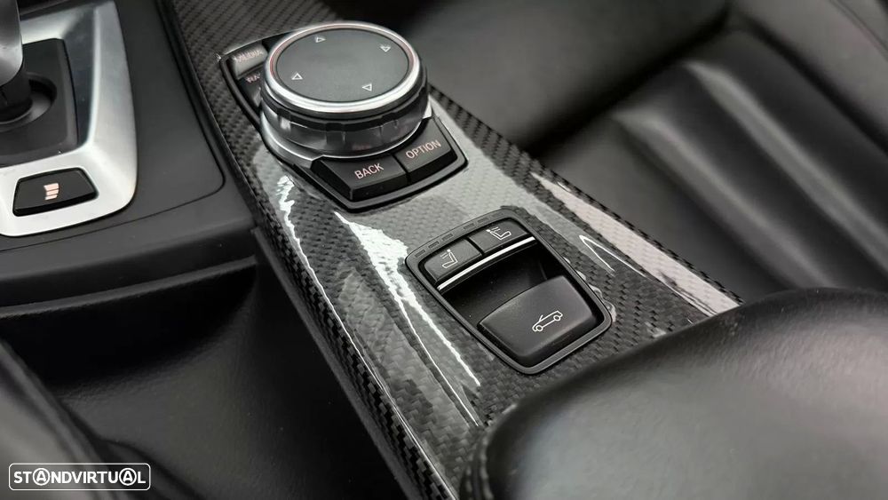 BMW M4 Auto - 27