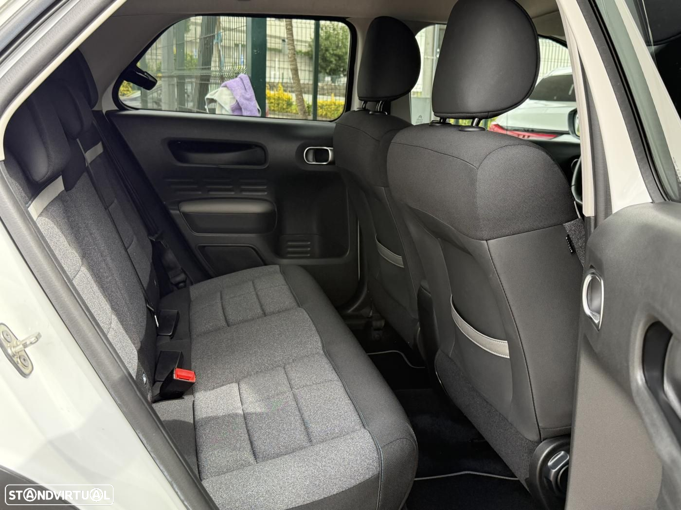 Citroën C4 Cactus 1.2 PureTech Shine - 42