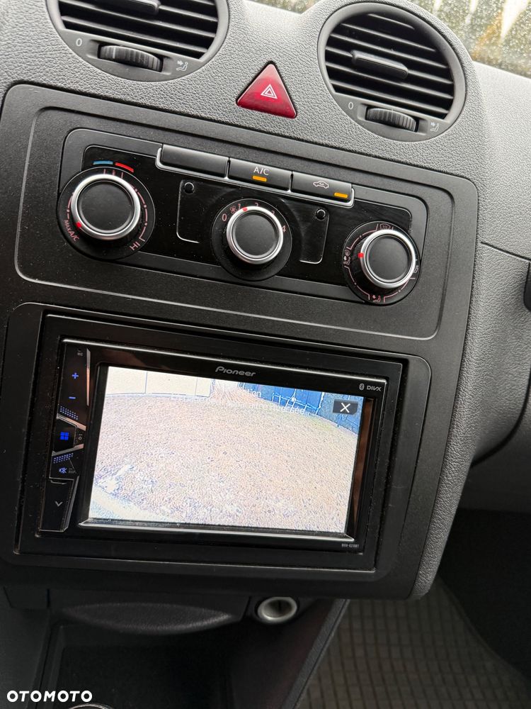 Volkswagen Caddy MAXI - 16