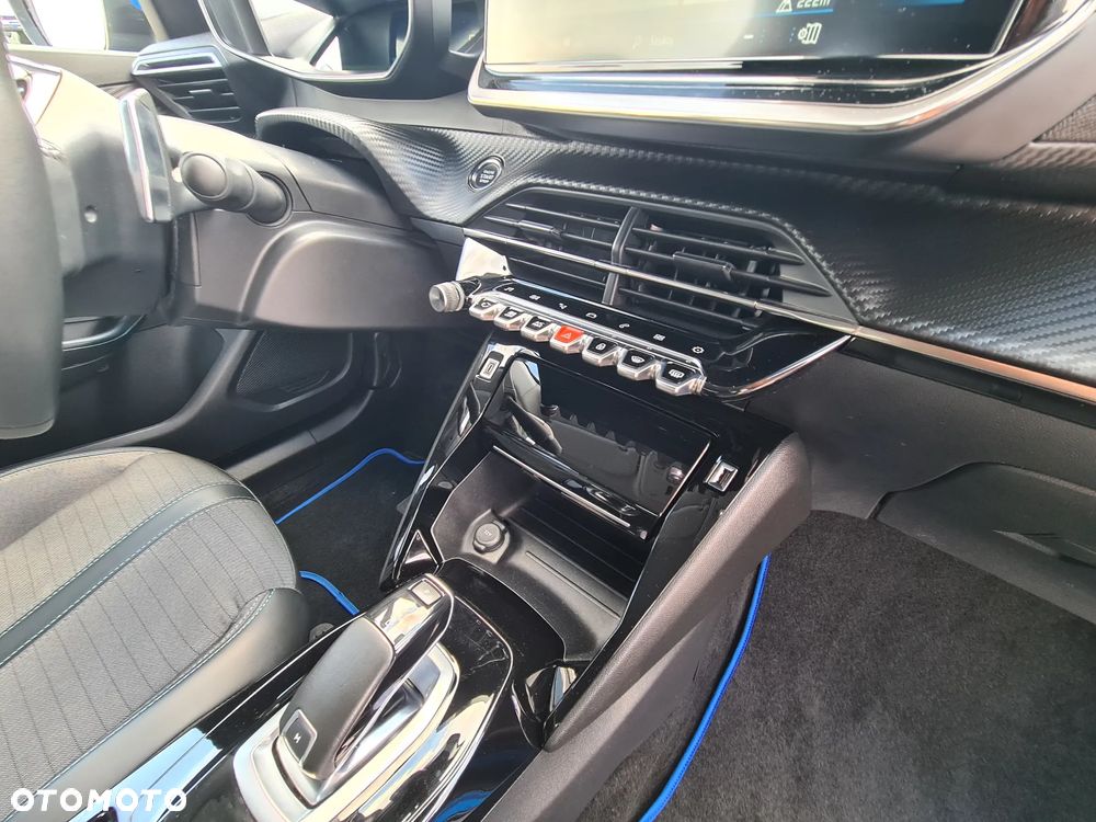 Peugeot 2008 1.5 BlueHDi Allure Pack S&S EAT8 - 39
