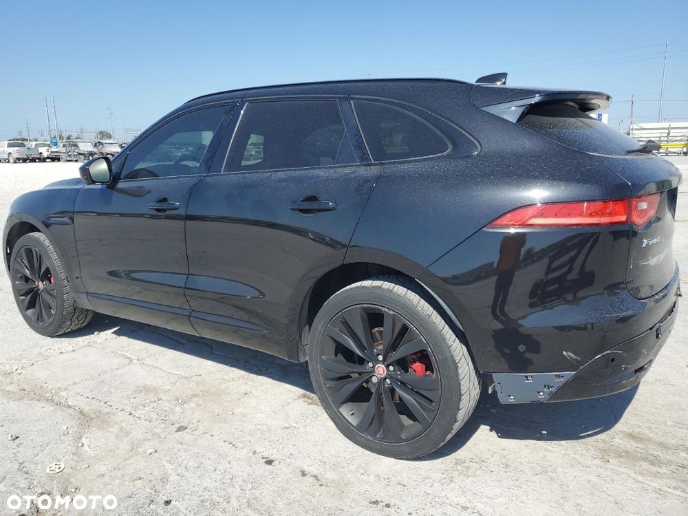Jaguar F-Pace - 2