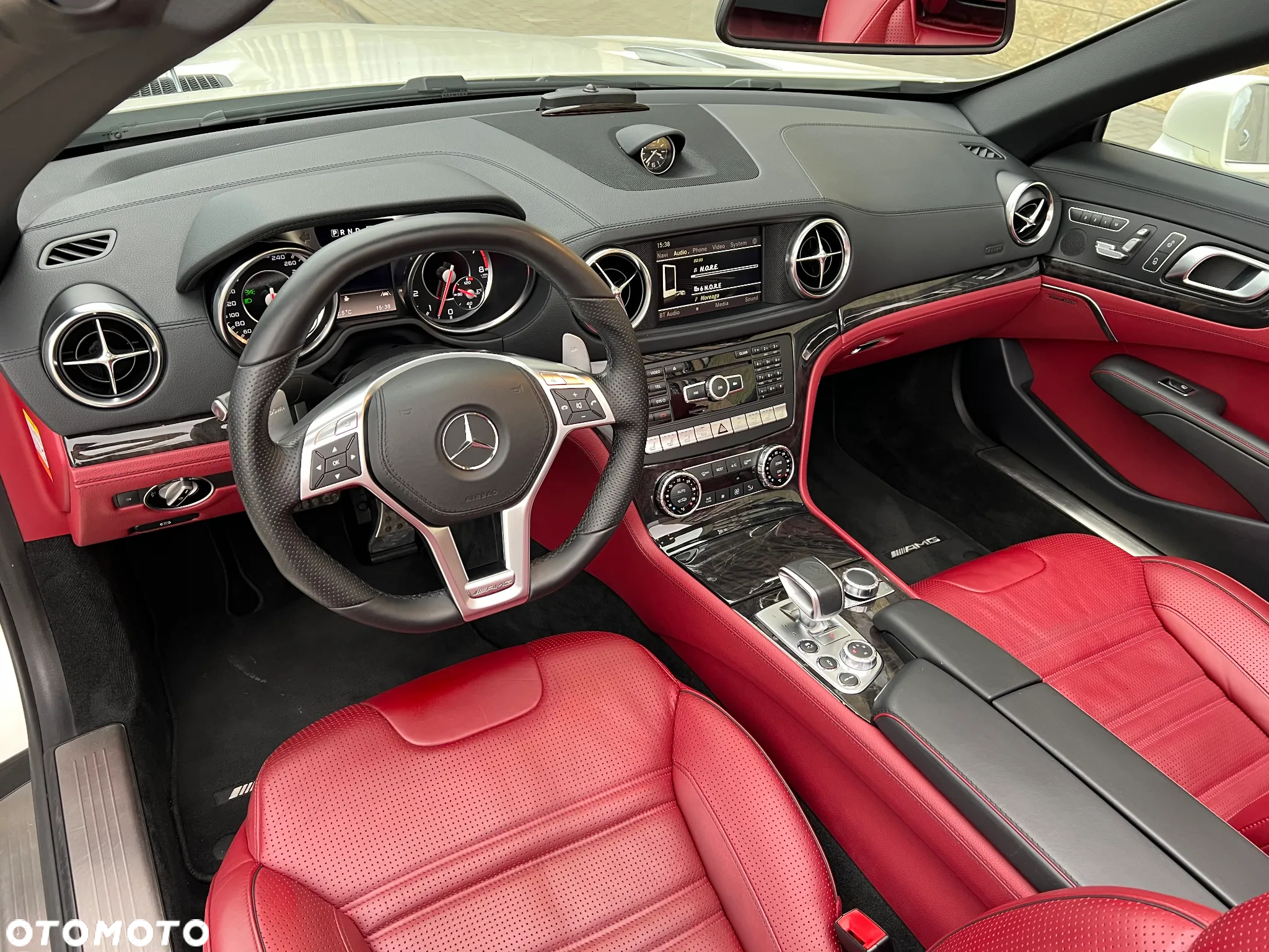 Mercedes-Benz SL - 9
