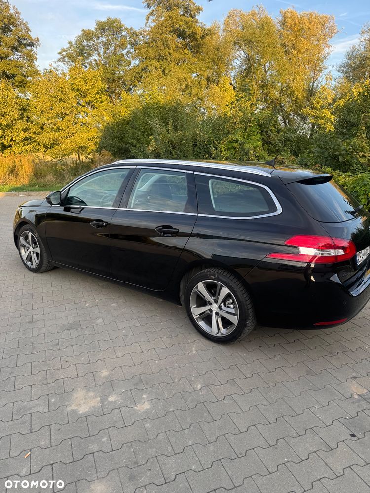Peugeot 308 2.0 BlueHDi Allure S&S - 4