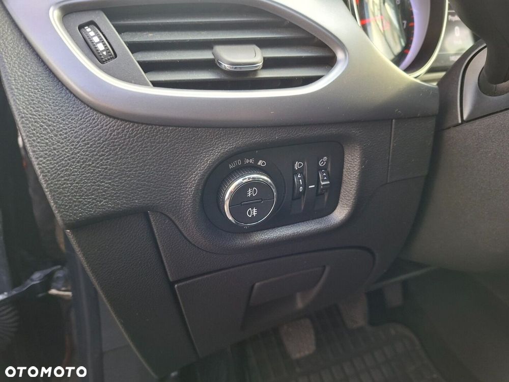 Opel Astra - 15