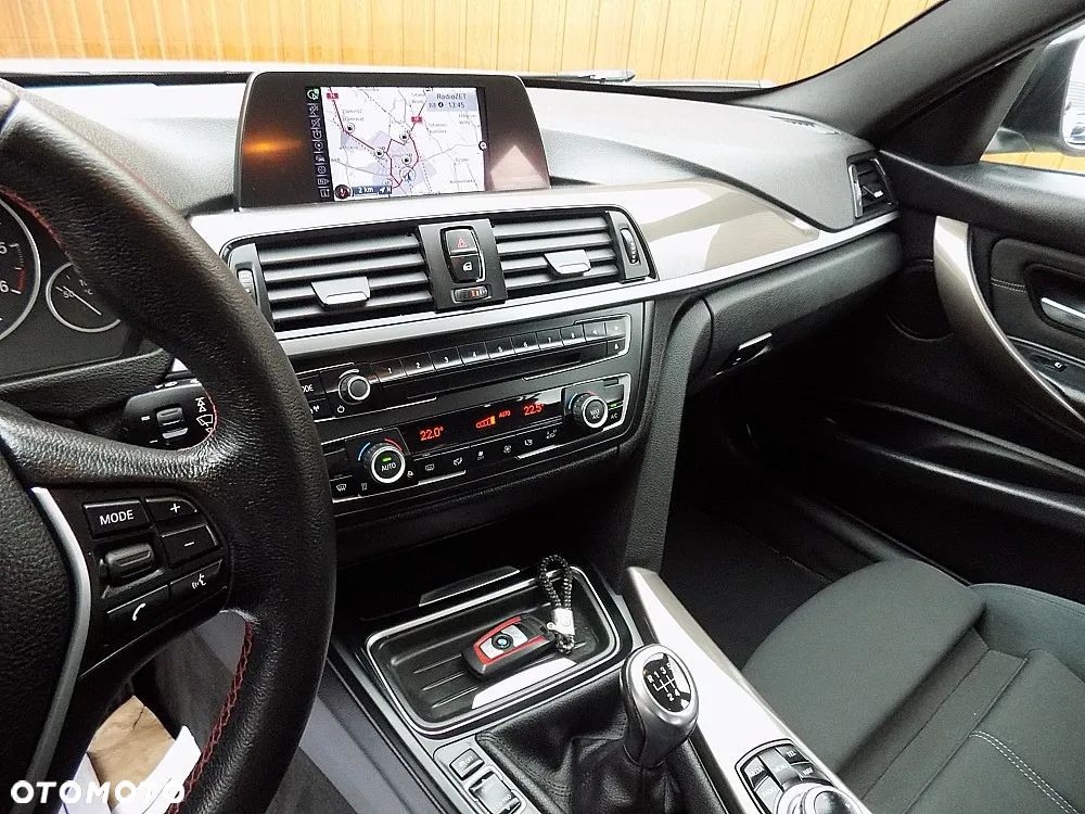 BMW Seria 3 316d Sport Line - 12