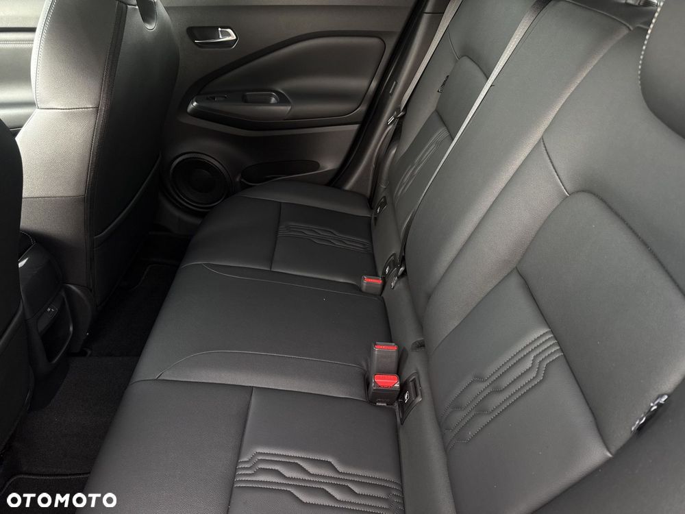Nissan Juke 1.0 DIG-T Tekna - 12