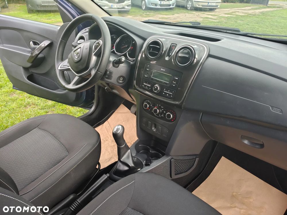Dacia Sandero SCe 75 Essential - 10