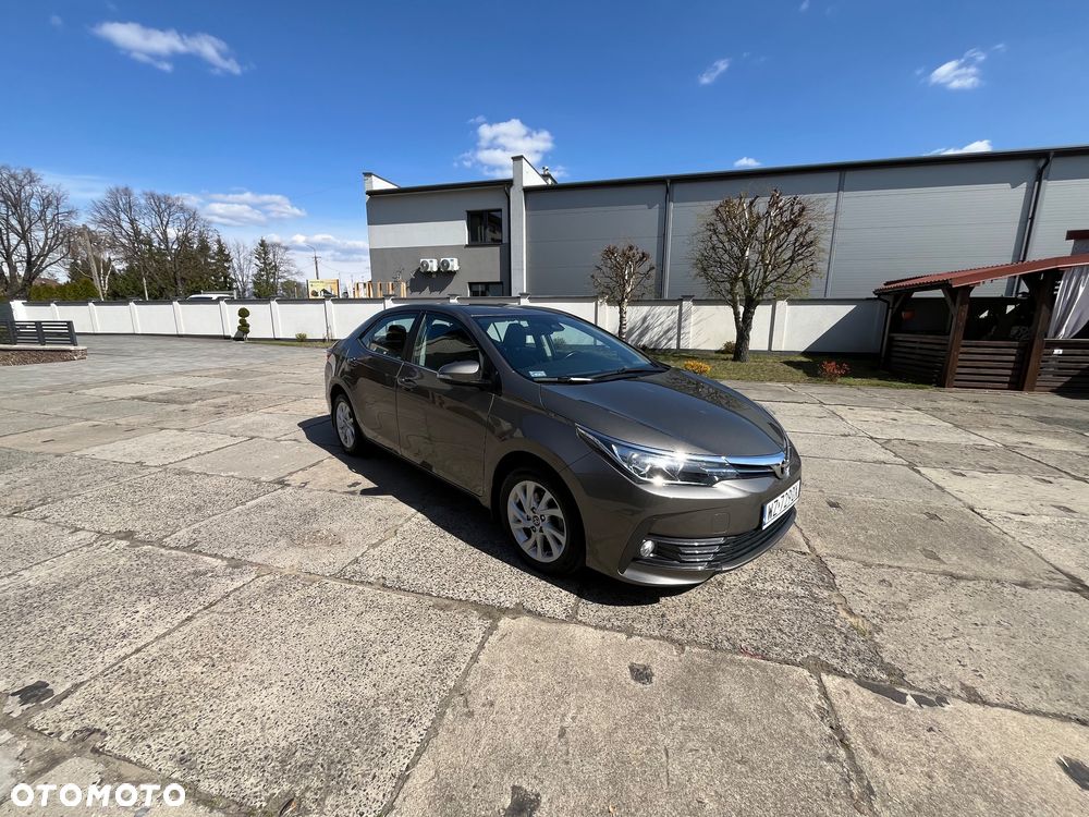 Toyota Corolla 1.6 Comfort - 8