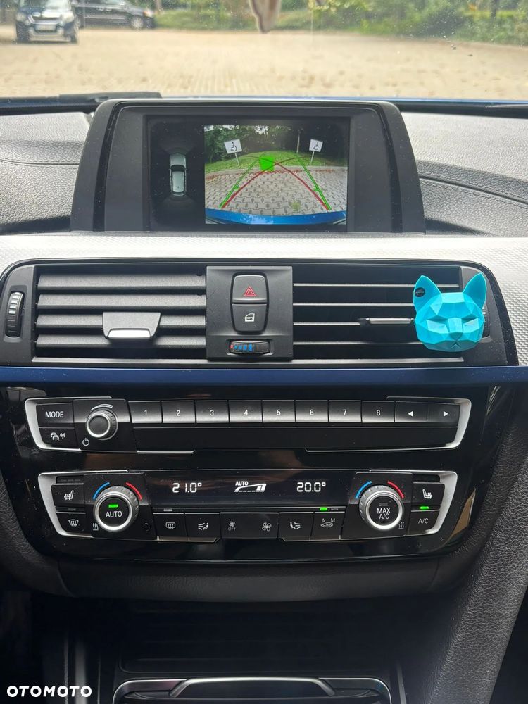 BMW Seria 3 320d xDrive - 2