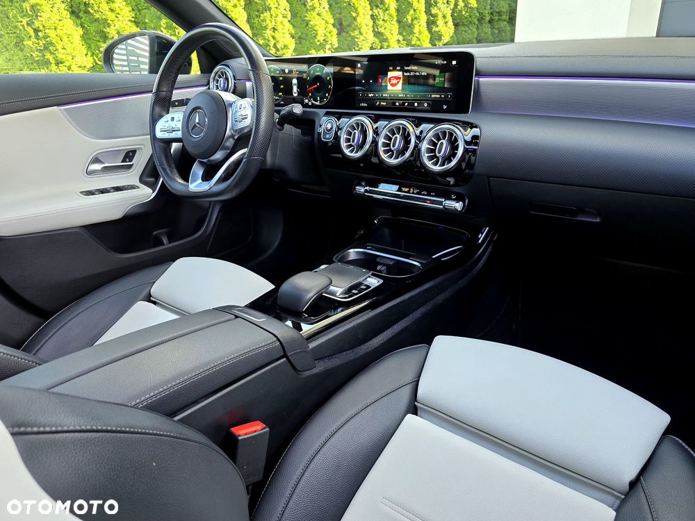Mercedes-Benz CLA 220 AMG Line 7G-DCT - 7