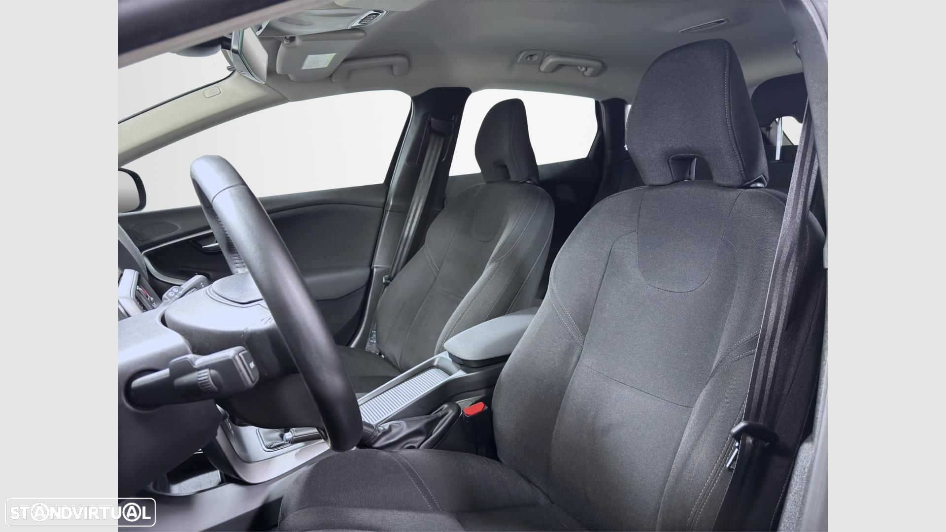 Volvo V40 Cross Country 2.0 D2 Momentum - 10