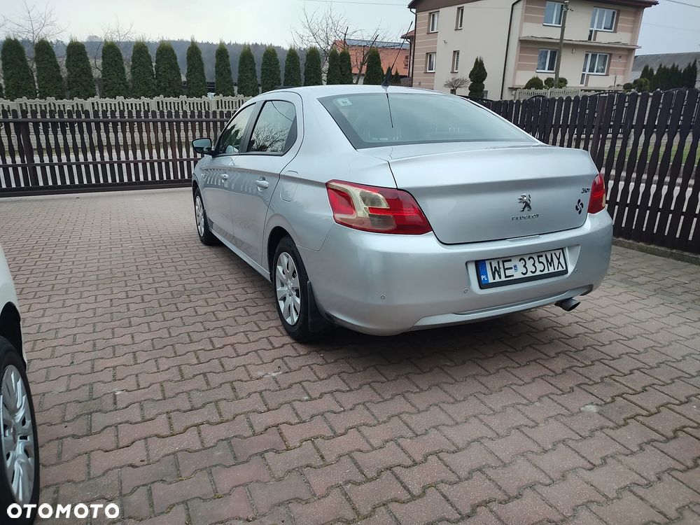 Peugeot 301 - 4