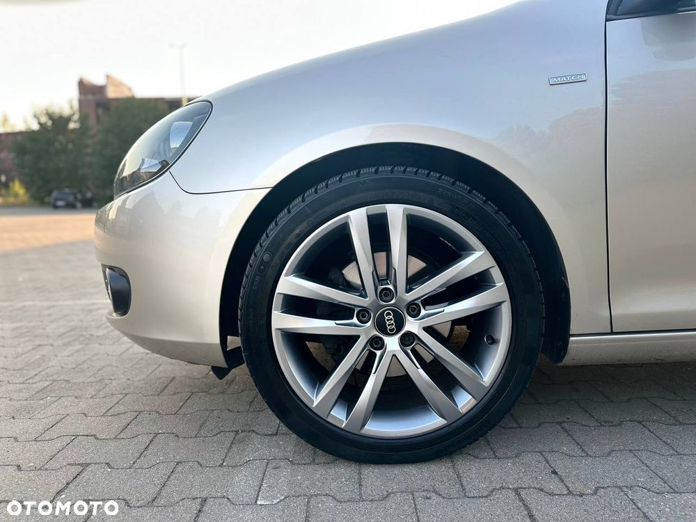 Volkswagen Golf 1.6 TDI DPF MATCH - 11