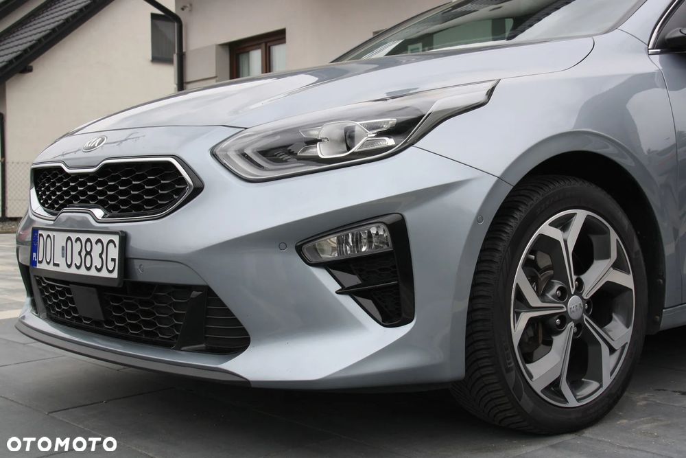 Kia Ceed 1.4 T-GDI OPF Platinum Edition - 5